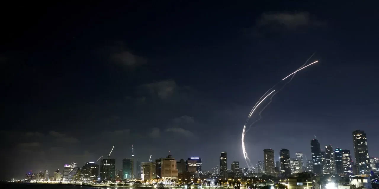 Iran uzvratio udarac: Pogođen Tel Aviv, ima žrtava