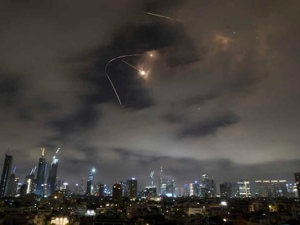 Izrael optužuje Iran za kršenje primirja i najavljuje odmazdu, Iran negira da je ispalio raketu