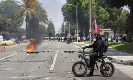 Nacionalna garda na ulicama Los Angelesa po naređenju Donalda Trumpa