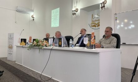 Pilot Ibrahim preveo knjigu o Poslaniku Muhamedu a.s.