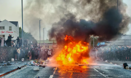 Bijelci protiv stranaca: Rasistički nemiri u Sjevernoj Irskoj