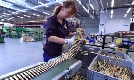 Isti se prepoznaju: Vučić tvrdi je Srbija jedina zemlja u Evropi koja snabdijeva Izrael municijom