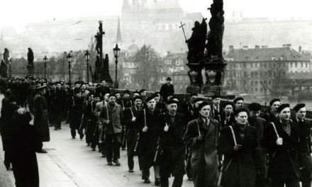 Kako se demokratija povukla pred ruskim komunizmom