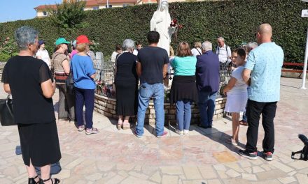 Međugorje puno domaćih i stranih hodočasnika