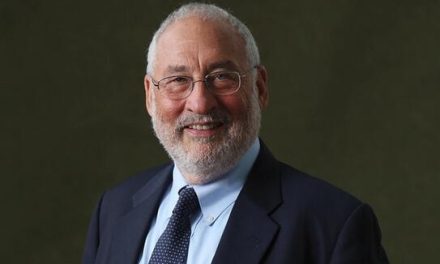 Joseph Stiglitz: Donald Trump puca u nogu američke ekonomije