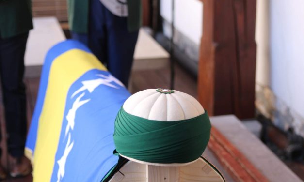 Reisul-ulema predvodio dženazu šejhu Halilu Brzini: Svjedočimo da je bio gazija i da je u životu mnogo više davao nego uzimao