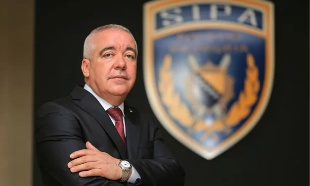 Bošnjački kameni spavači: Darko Ćulum ismijao državu i otišao kući službenim Passatom