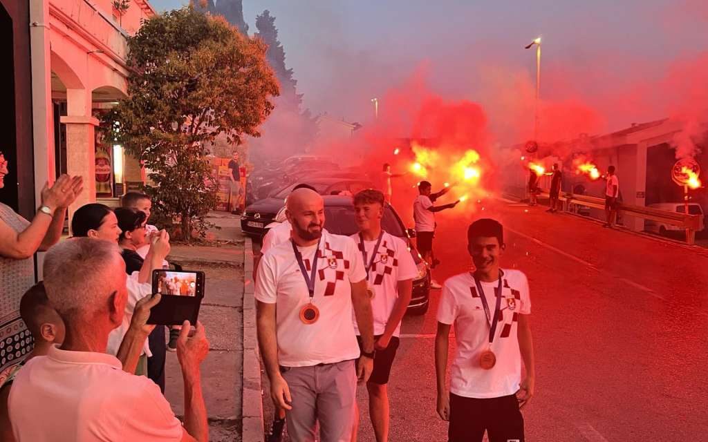 Neum dočekao vaterpoliste Bosne i Hercegovine nakon osvajanja evropske bronze