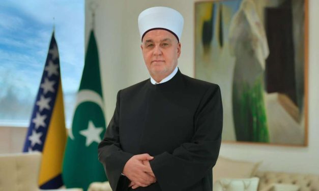 Reis Kavazović poslao pismo EU parlamentarcima uoči komemoracije za Srebrenicu u Briselu