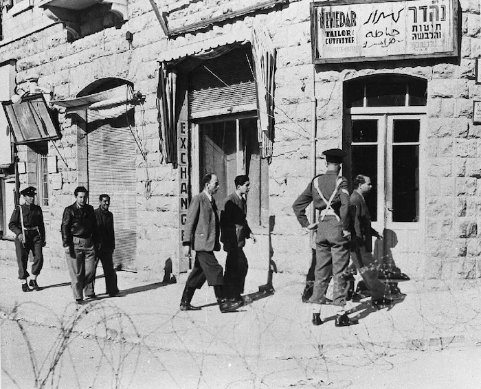Izrael je stvoren akcijama terorističkih grupa, njihove napade na Britance i Arape podržavao je Staljin