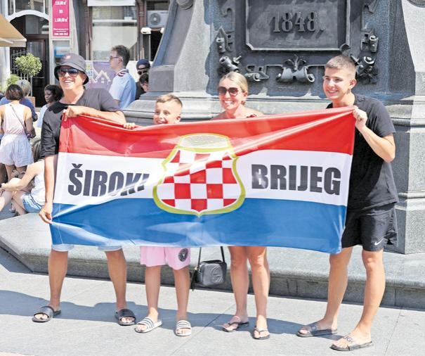 Invazija na Zagreb: Zbog Thompsona putovali po 12 sati