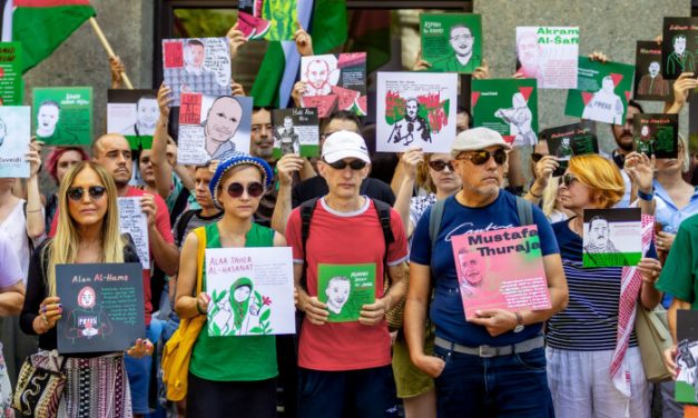 Hrvatski novinari u protestnoj šetnji za Gazu, Izraelci ih pozivaju da ne vejruju svojim očima nego Državi Izrael