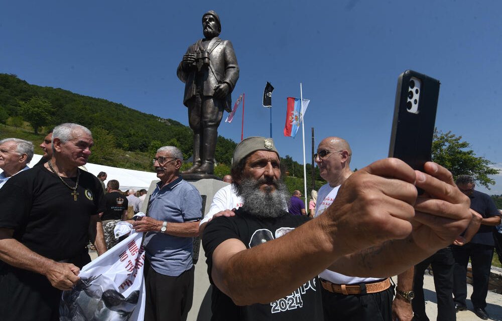 Napadnuti fotoreporteri Vijesti i Pobjede u Gornjem Zaostru: “Ubićemo te golim rukama”