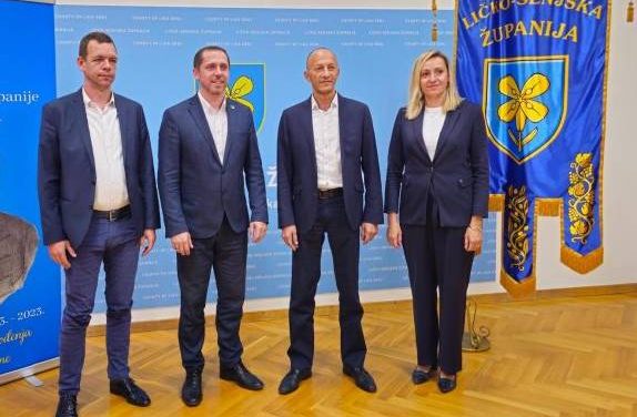 Gradonačelnik Bihaća Elvedin Sedić u službenoj posjeti kod župana Petryja