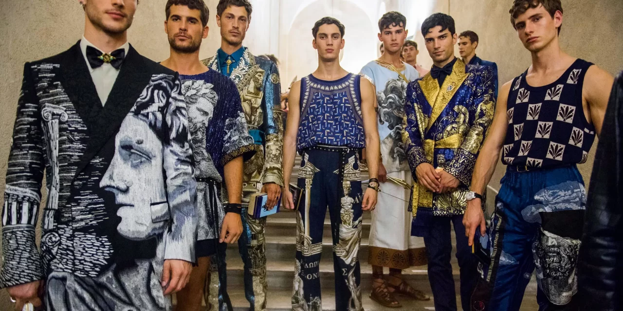 „Kristijanizam pretvoren u parodiju na modnoj pisti“