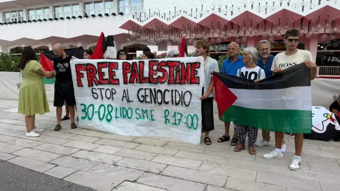 Crveni tepih na Venecijanskom festivalu u znaku Gaze