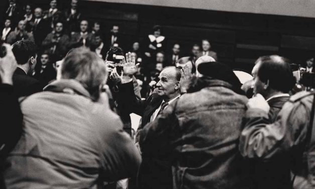 Možeš da se zoveš kako hoćeš, da vjeruješ u što želiš, ali treba da budeš čovjek, da živiš i pustiš druge da žive