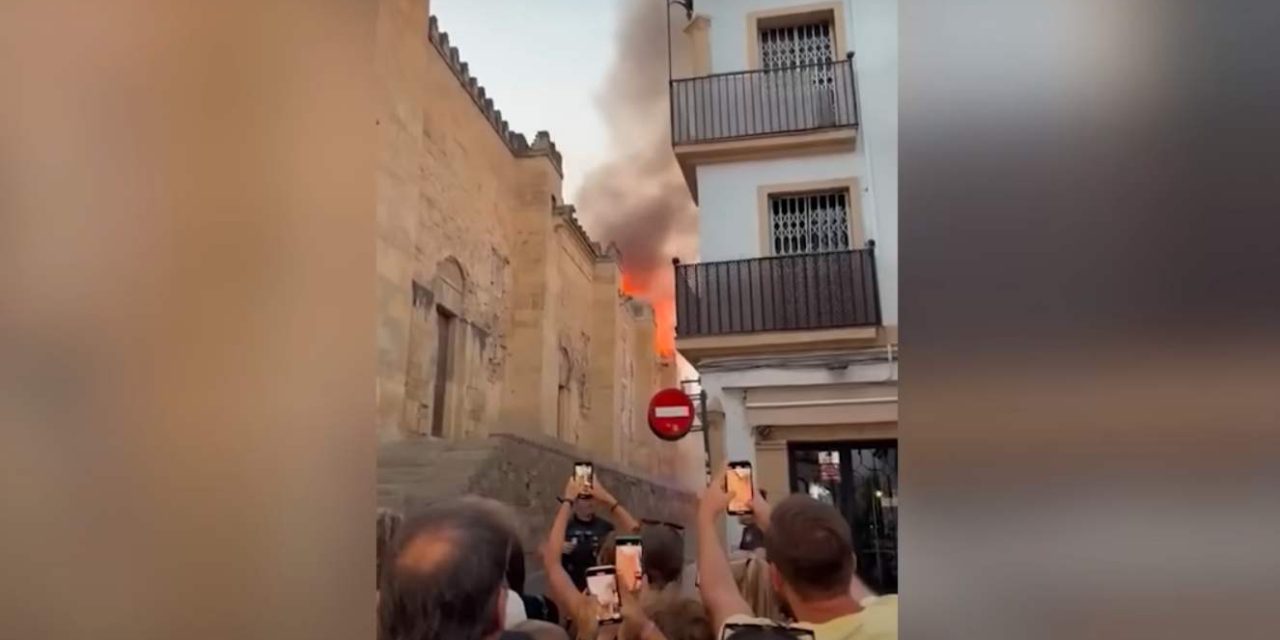 Požar zahvatio džamiju-katedralu u Córdobi