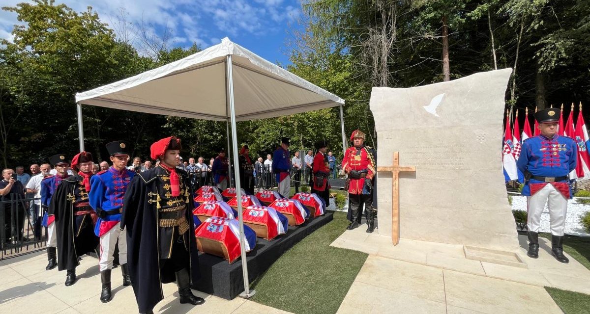 Komemoracija nad Jazovkom: Beskompromisna osuda žrtava komunističkog režima