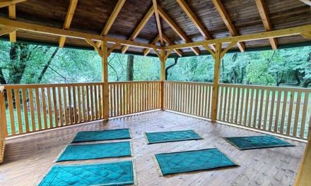 Na Vrelu Bosne izgrađen prostor za obavljanje namaza