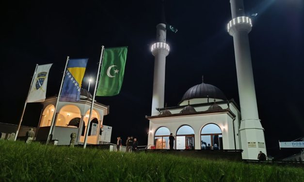 Proučen mevlud, danas otvorenje džamije na Kupresu
