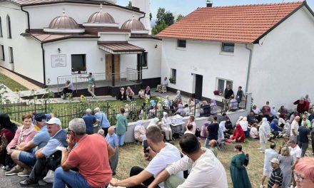 Zli ljudi ne grade bogomolje, naprotiv, oni čekaju krizna vremena da ih ruše