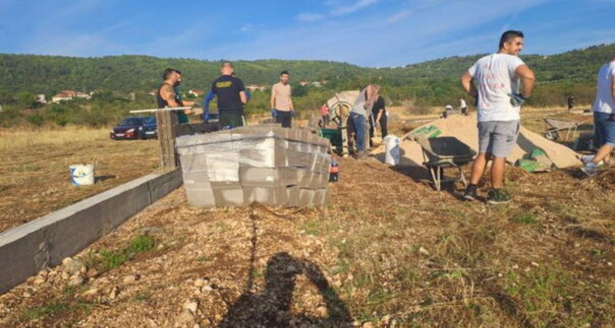 Stočani sami započeli gradnju harema