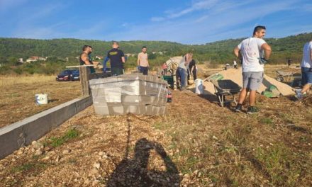 Stočani sami započeli gradnju harema