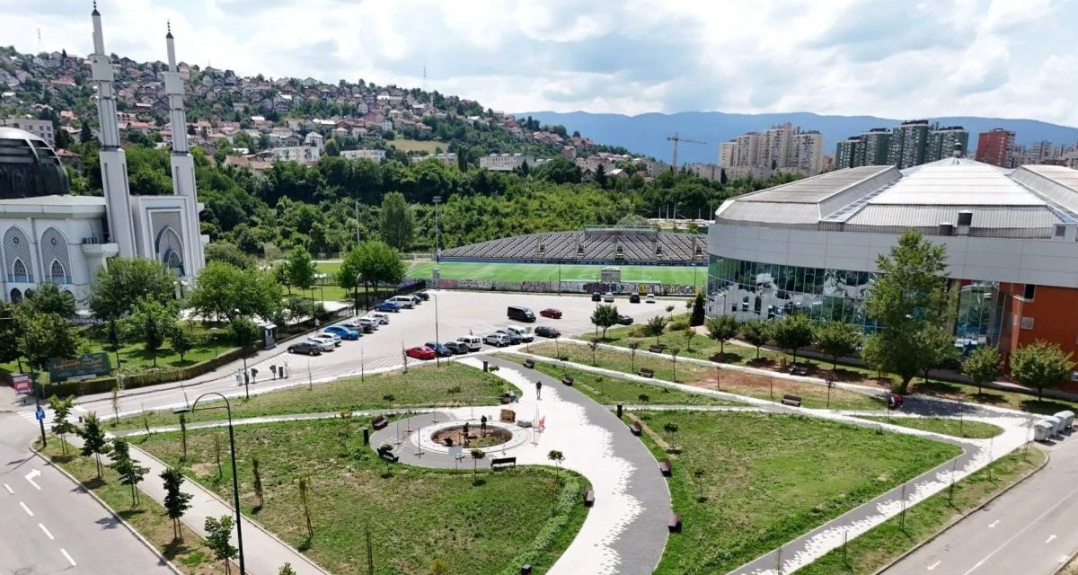 Park ispred Istiklal džamije zvaće se po prvom predsjedniku RBiH Aliji Izetbegoviću