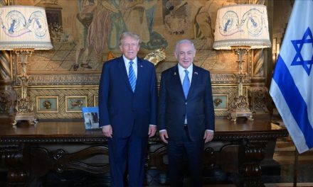 Palestina je posljednje ogledalo kolonijalne prošlosti Zapada, i zato se ogledalo mora razbiti