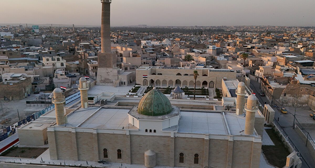 Prvi namaz u obnovljenoj džamiji Al-Nuri