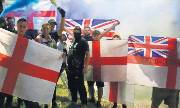 Šta znači podizanje križa Svetog Jurja u današnjoj Engleskoj