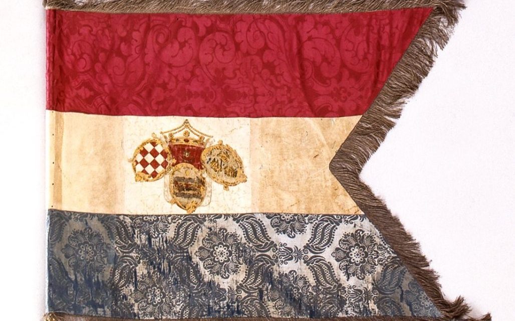 Polumjesec ispod tvrde kože hrvatskog neba