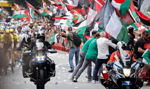 Demonstranti prekinuli biciklističku trku La Vuelta zbog izraelskih biciklista
