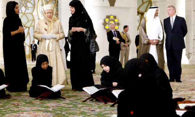 Veza koja traje: Kraljica Elizabeta II i Poslanik Muhamed