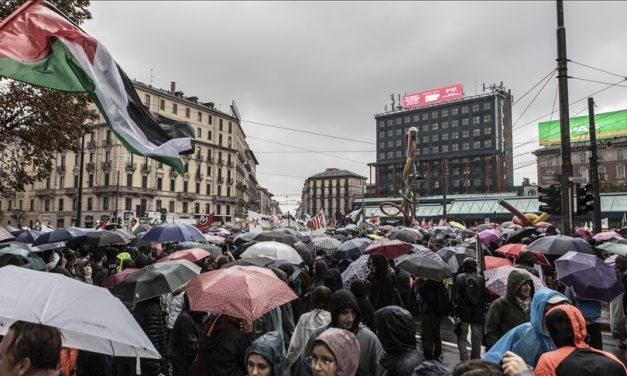 Od lučkih dokova do gradskih ulica: Italijani pokazuju svijetu kako se bori za pravdu
