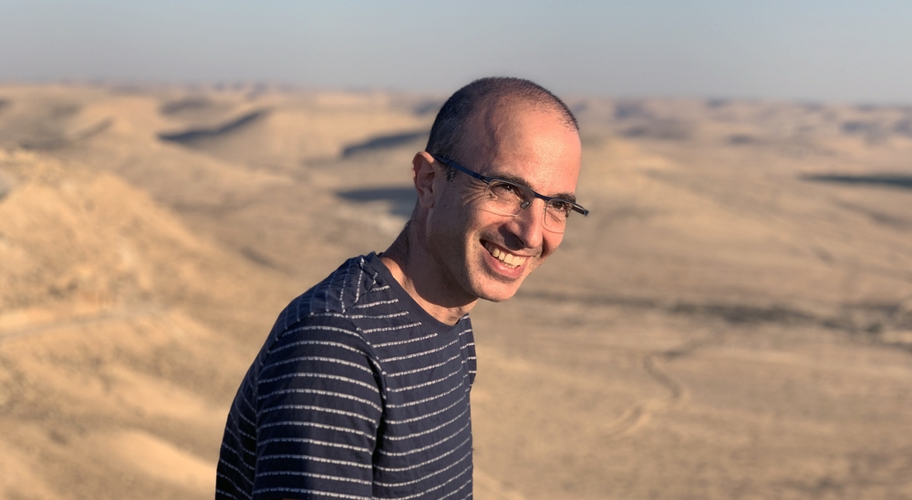 Izraelski filozof Yuval Noah Harari, ateistički “prorok” kompjuterskog božansva