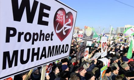 Crteži koji poslanika Muhammeda prikazuju kao teroristu izazvali su žestoke reakcije