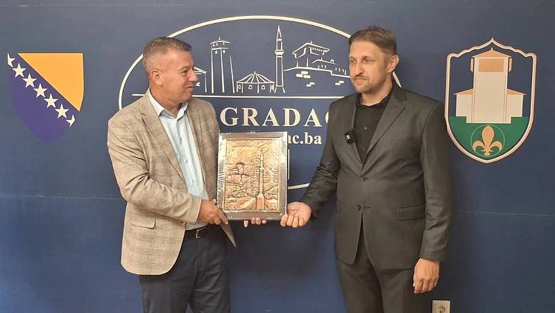 Mehanović najavio pokretanje inicijative za vraćanje posmrtnih ostataka Husein-kapetana Gradaščevića iz Istanbula u Gradačac
