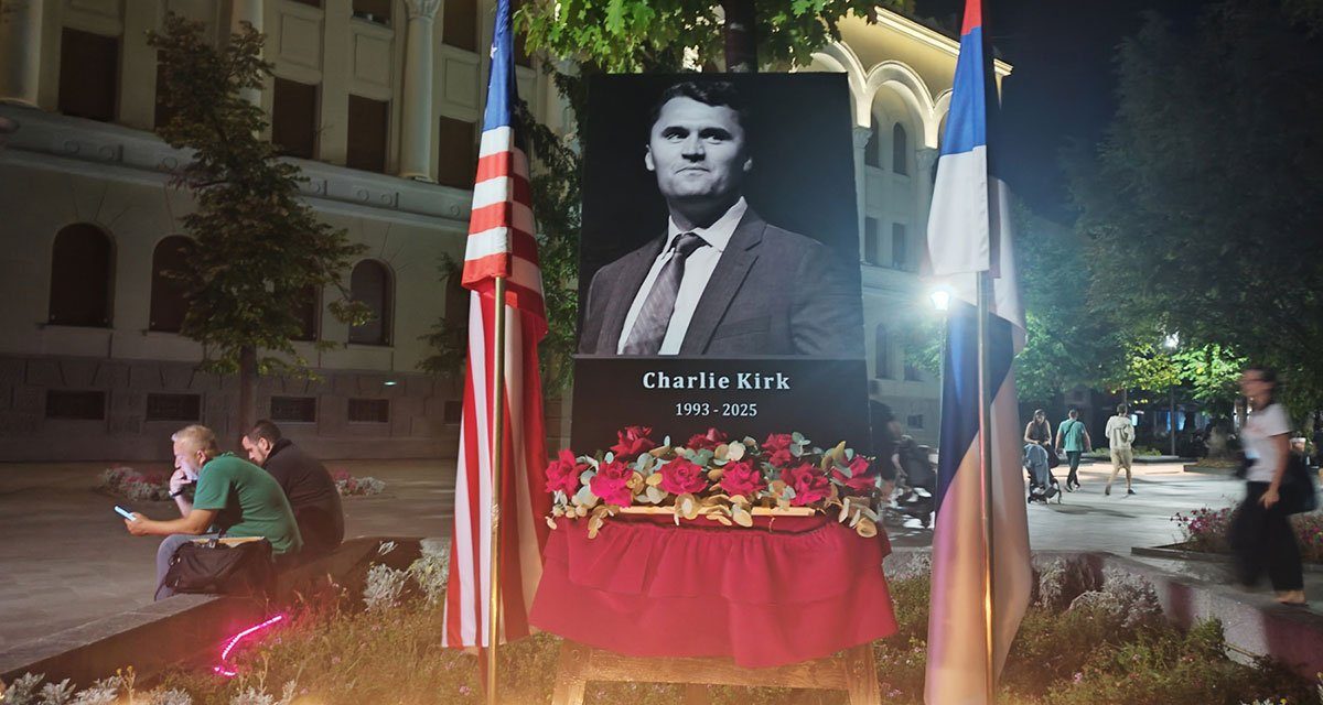 Politički kič: Kako Dodikovi poltroni prave sveca od Čarlija Kirka