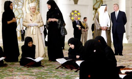 Veza koja traje: Kraljica Elizabeta II i Poslanik Muhamed