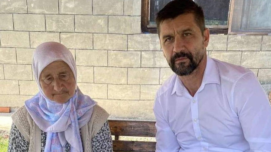 Majka Munira Salihović je na ime svoja tri sina ubijena u genocidu uvakufila novac