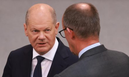 Scholz i Merz skupa: Krivična prijava protiv njemačkih kancelara zbog saučesništva u izraleskom genocidu u Gazi
