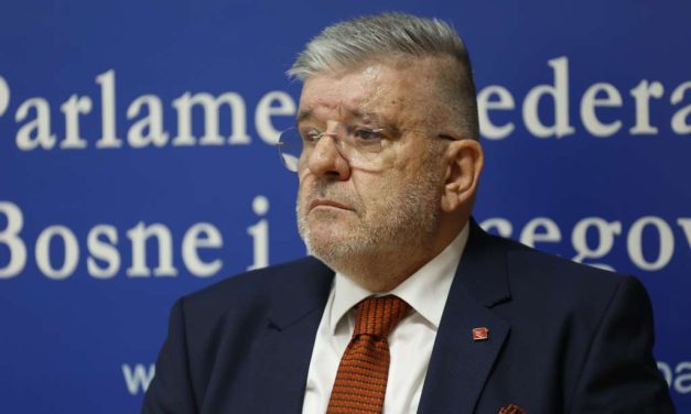 Skandalozno: Dragan Mioković Fadila Novalića uporedio sa Ratkom Mladićem