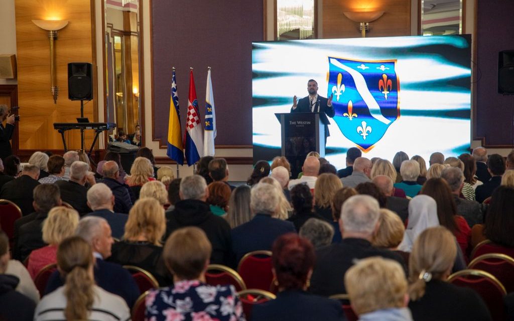 Armin Hodžić: “Dok postoji i jedan Bošnjak bez asfalta i vode, naš posao nije gotov”