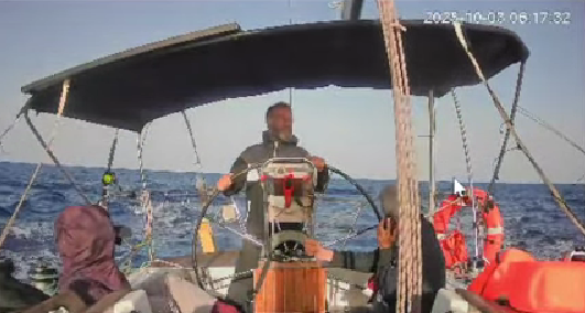 Posljednji brod i dalje plovi prema Gazi, Izrael najavio sprječavanje ulaska (video uživo)