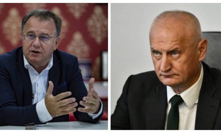 Brane se glupošću: Munjić priznao da su poruke iz njegovog telefona, Nikšiću nije sporan sadržaj, nego kako je dospio u javnost