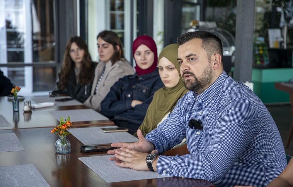 Škola za mlade Bošnjake: Njegovanje nacionalnog ponosa