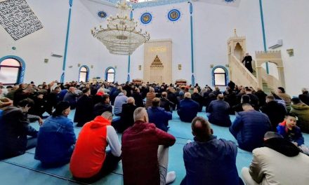 Džuma-namaz – da li je svakom vjerniku omogućeno da ide na obaveznu molitvu petkom