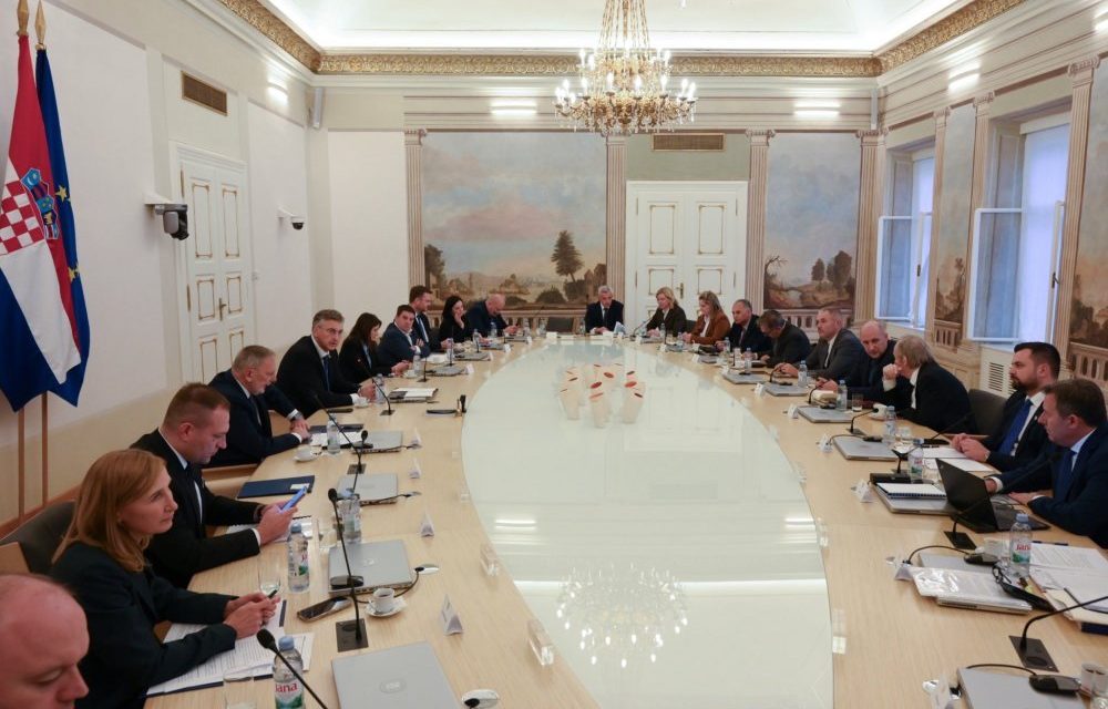 Plenković: Vlada će i dalje raditi na poboljšanju uvjeta života manjinskih zajednica